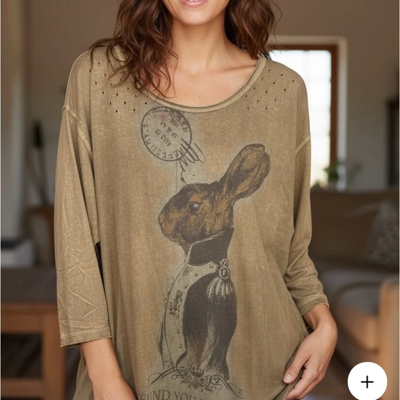 Olive Graphic bunny Women Tee - Picture 2 of 5